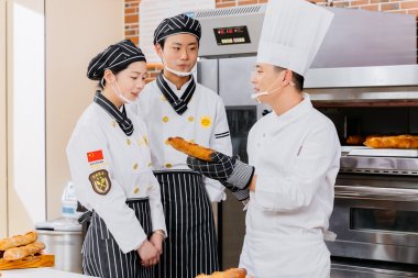 學(xué)技術(shù)需要一個(gè)好的平臺(tái)