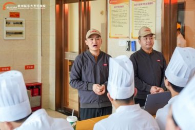 У�����������������|����W(xu��)У������Ӗ(x��n)׌�W(xu��)�Ӿ͘I(y��)����һ��